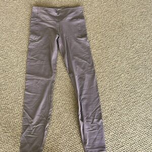 Girls under armour leggings!